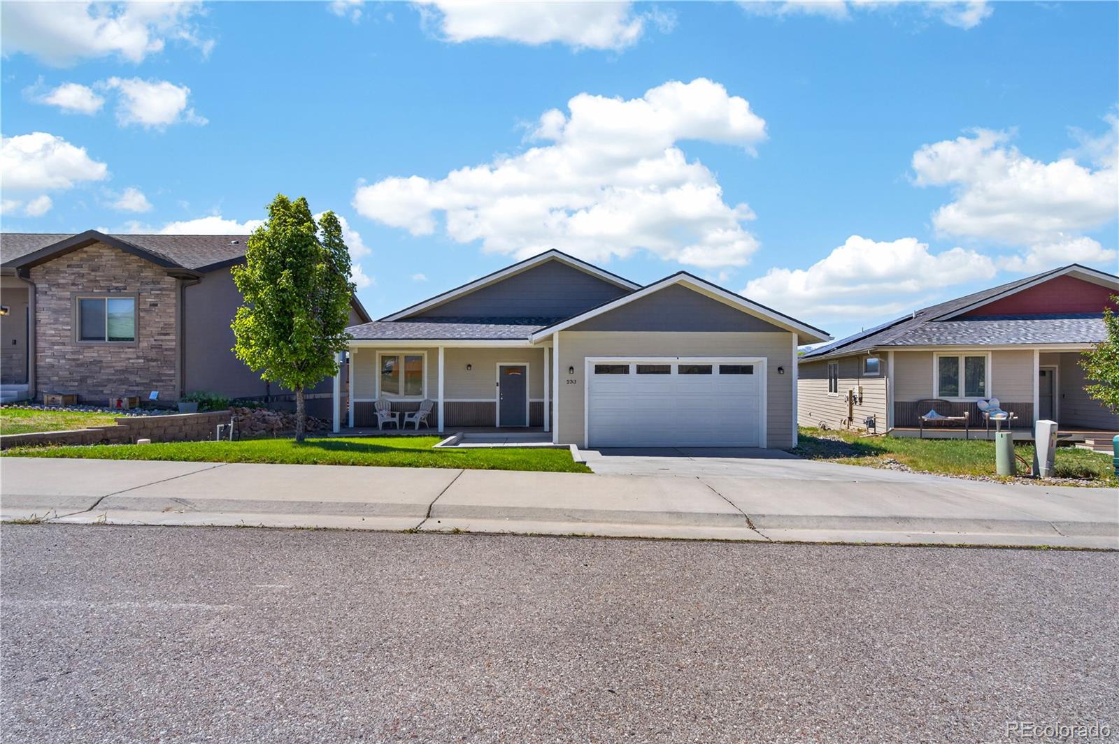 233 Roan Ct, Silt, CO 81652