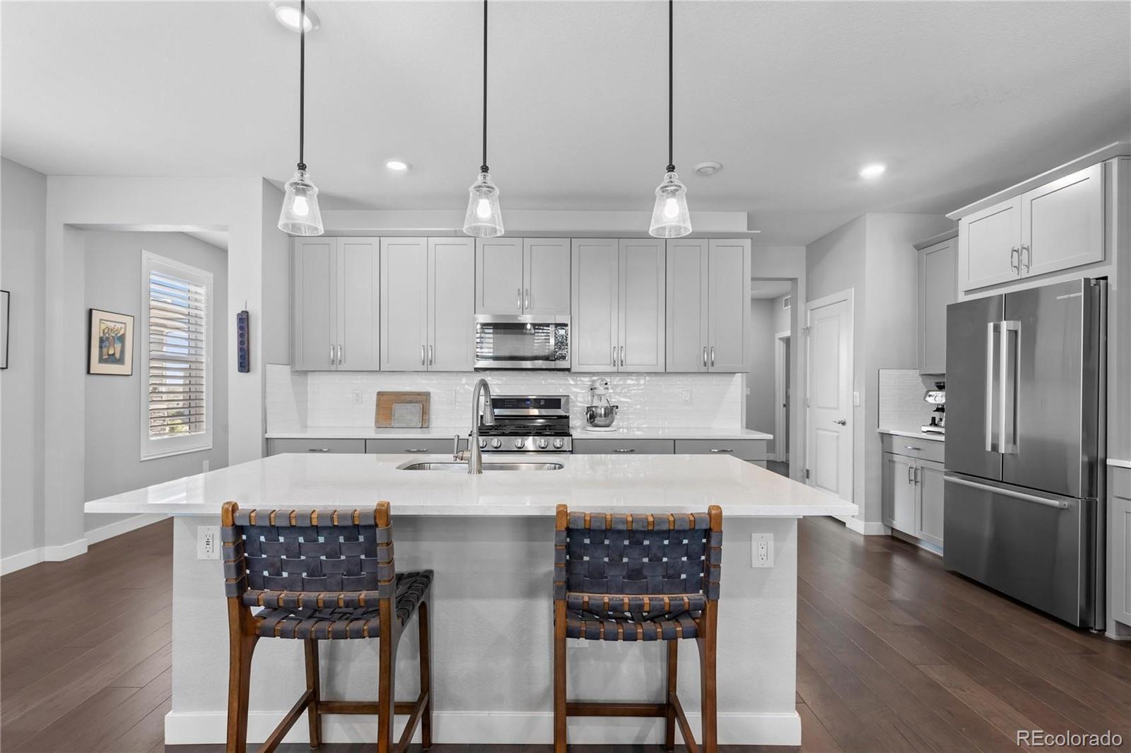 1954 Canyonpoint Ln, Castle Pines, CO 80108