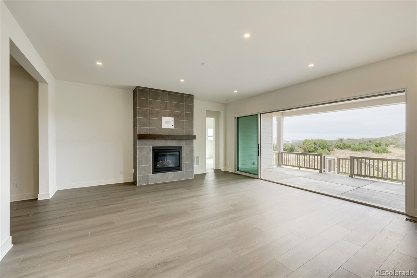 61 Welded Tuff Trl, Castle Rock, CO 80104