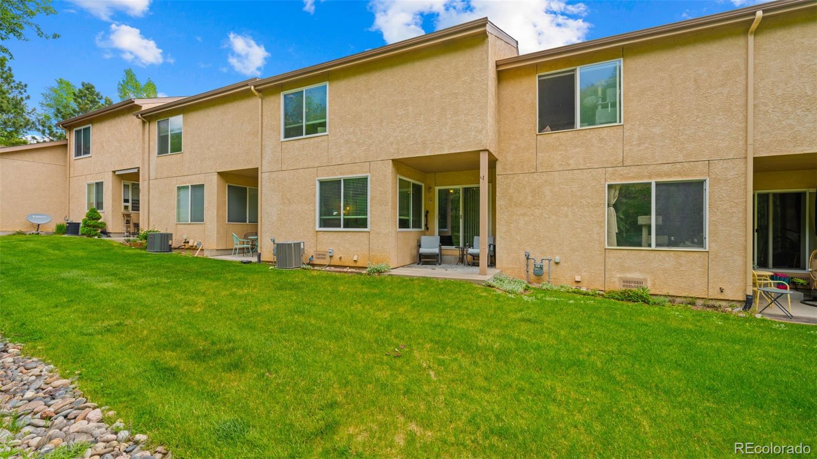652 Echo Ln, Colorado Springs, CO 80904
