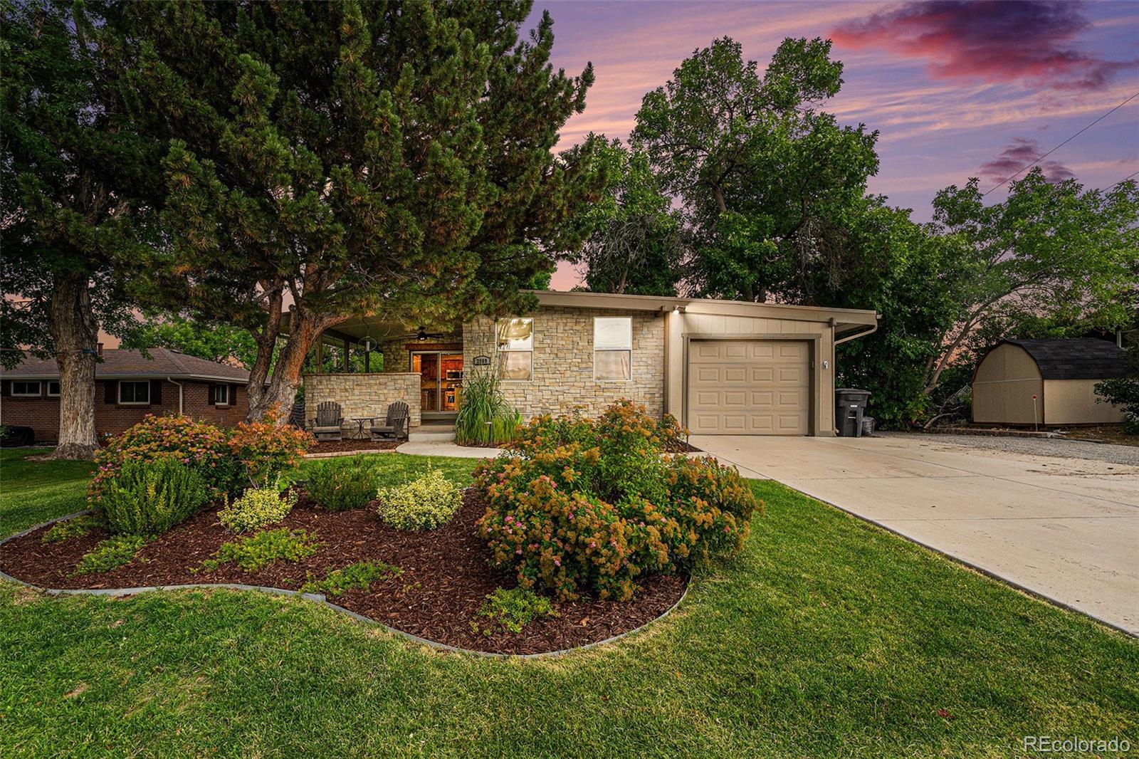 2989 E Cresthill Ave, Centennial, CO 80121