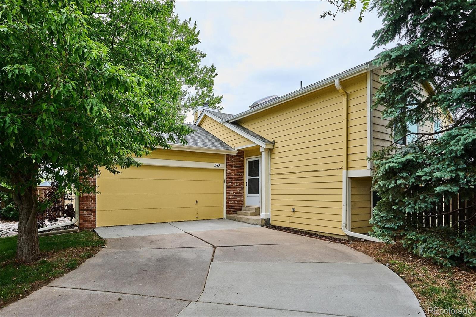 525 Lindenwood Ct, Highlands Ranch, CO 80126