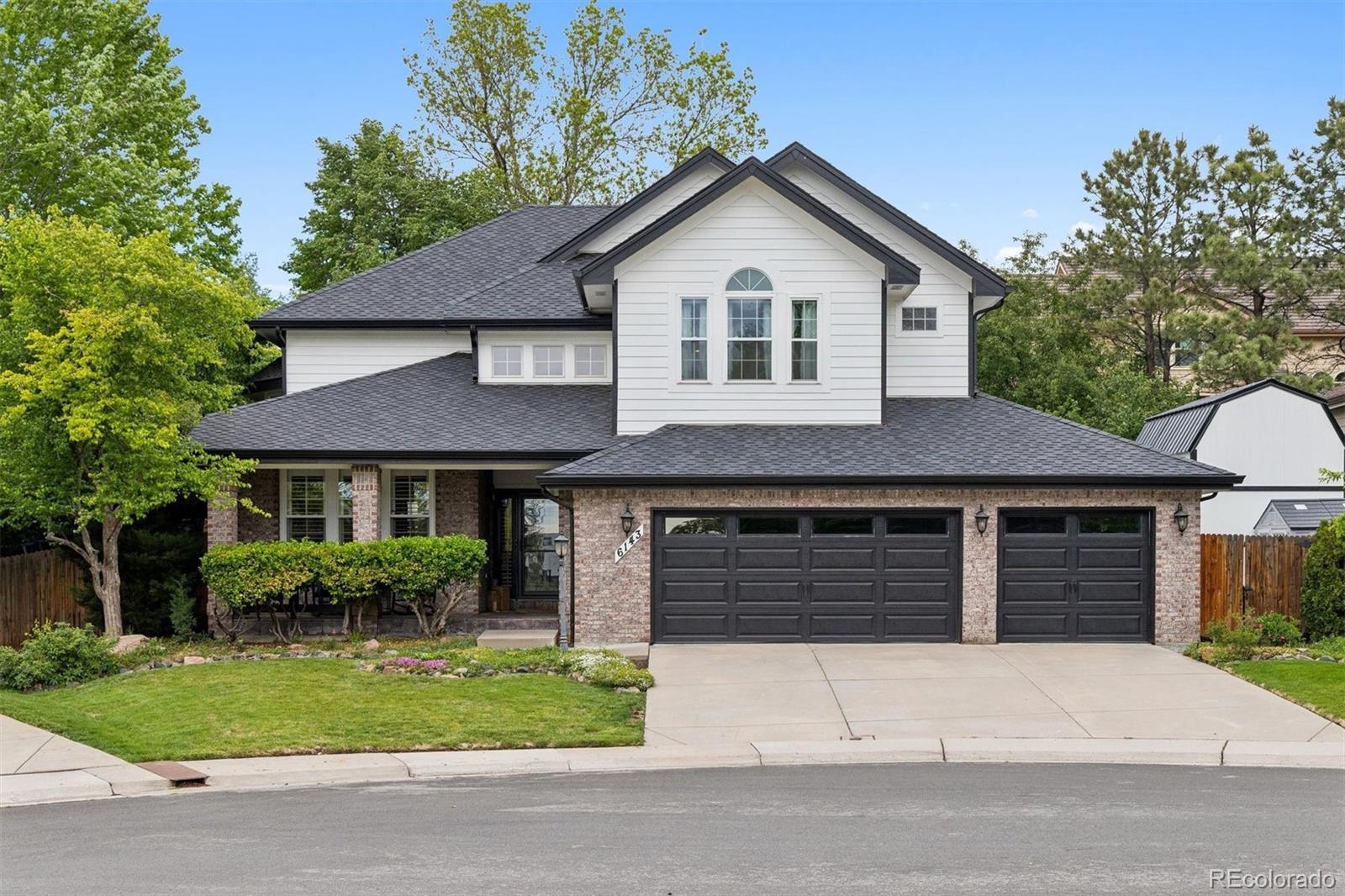 6143 S Newark Way, Englewood, CO 80111