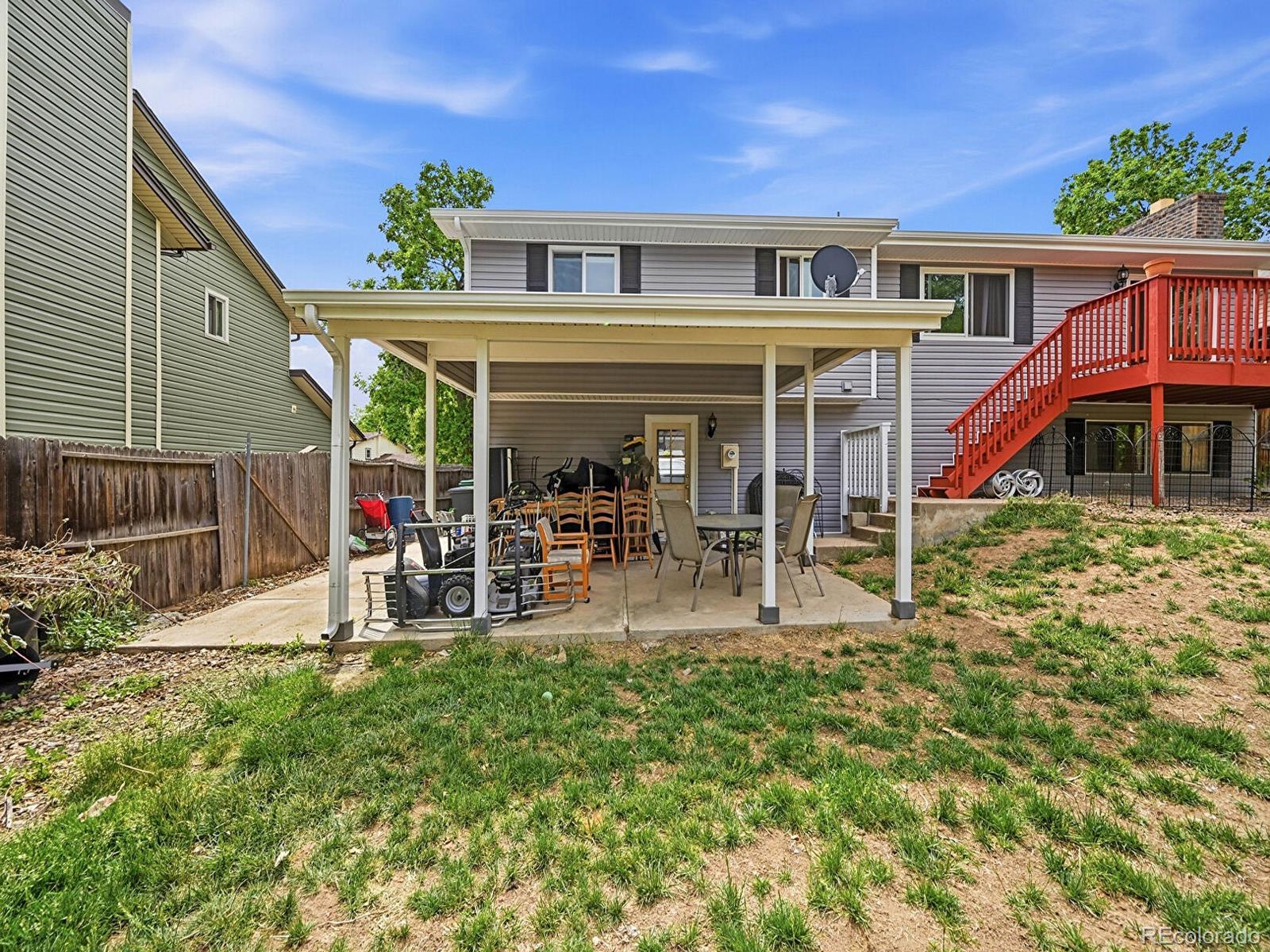 7649 W Frost Dr, Littleton, CO 80128