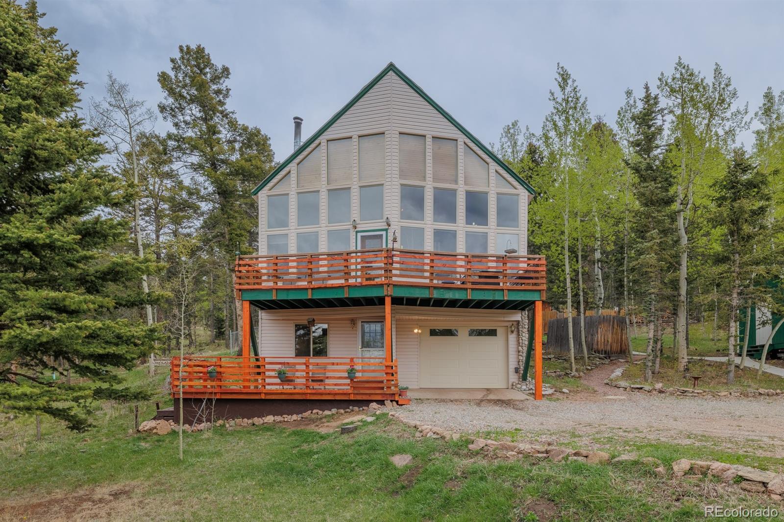 124 Bear Trl, Lake George, CO 80827