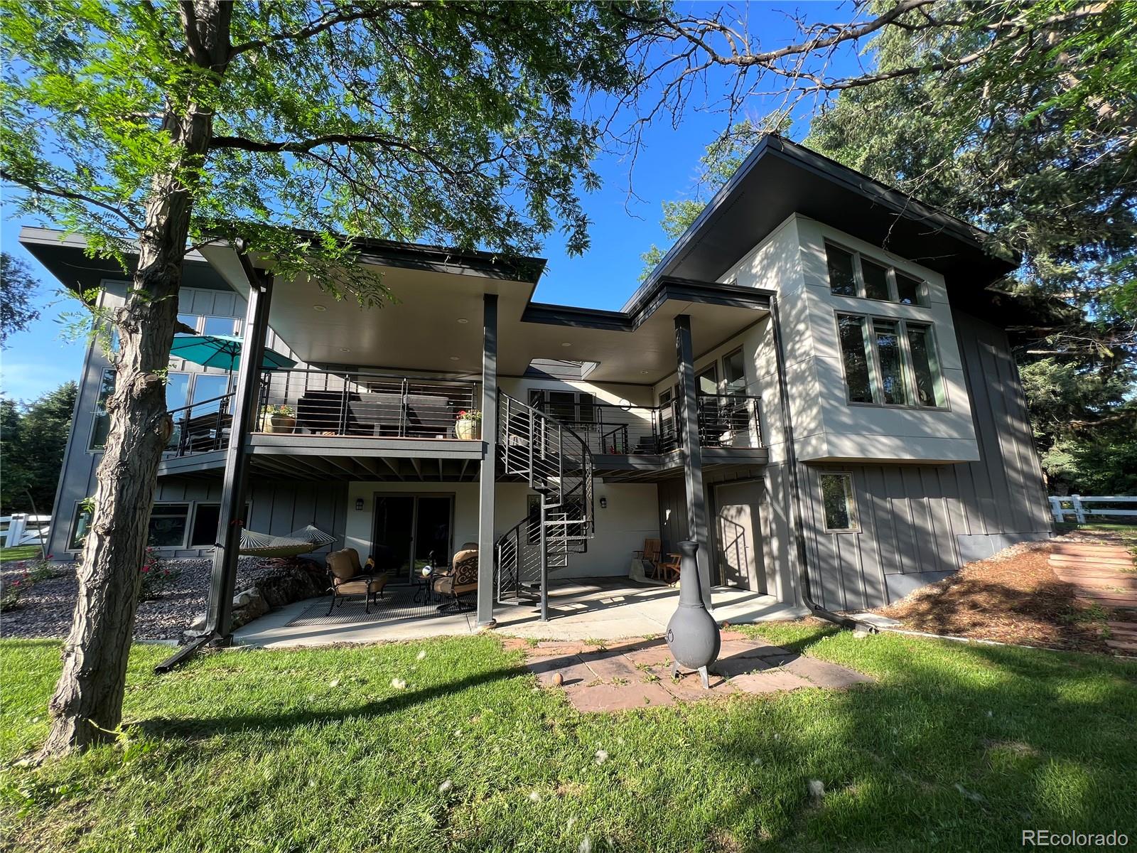 6 Bradbury Ln, Littleton, CO 80120
