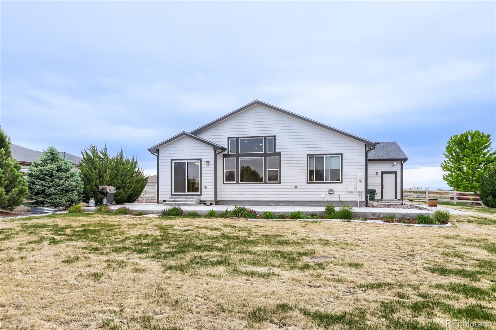 505 Remington Dr, Hudson, CO 80642