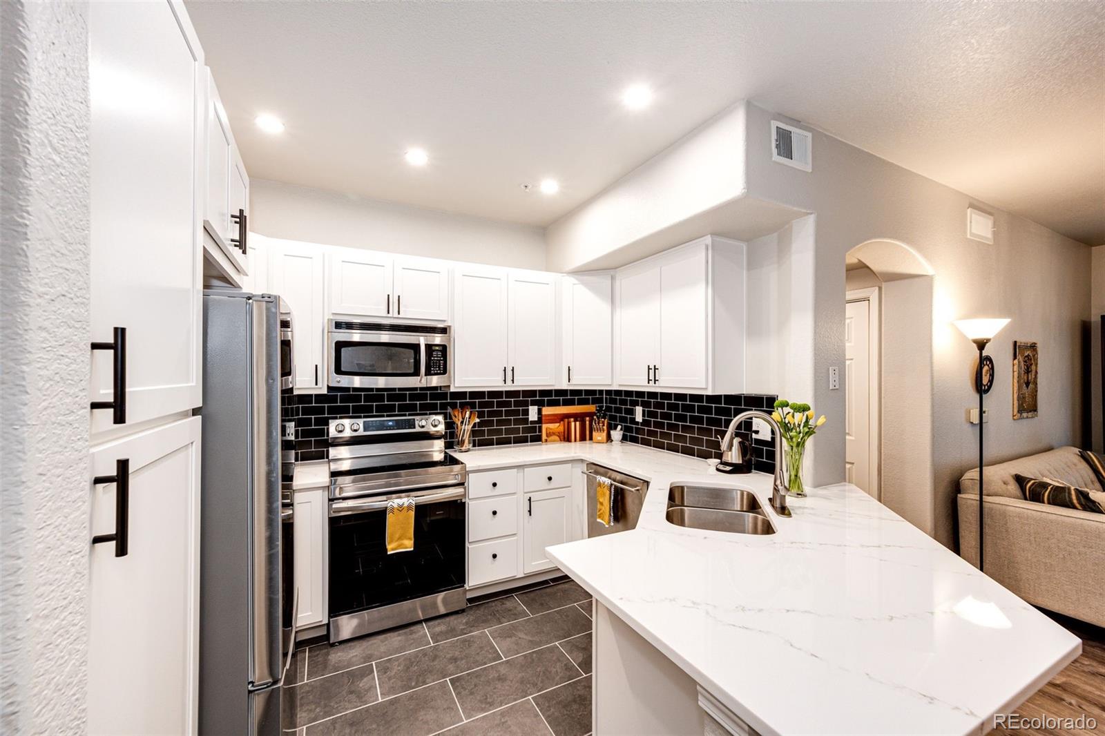 1631 W Canal Cir #813, Littleton, CO 80120