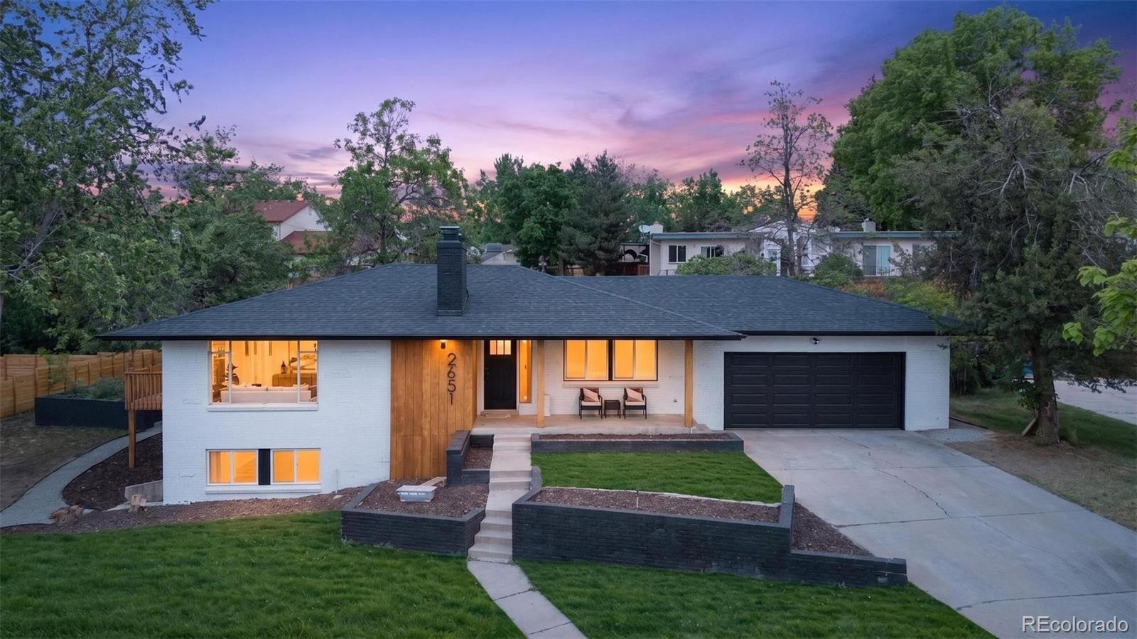 2651 S Chase Ln, Lakewood, CO 80227