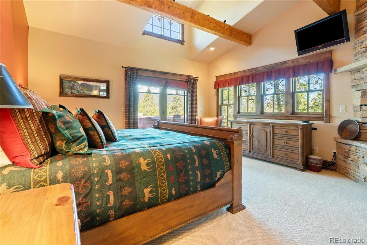 3 Rounds Rd, Breckenridge, CO 80424