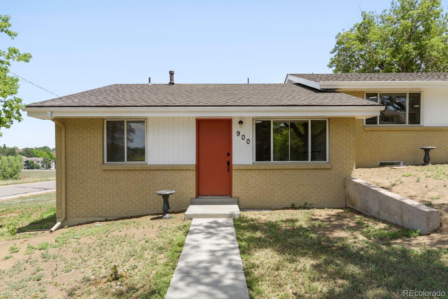 900 S Yarrow St, Lakewood, CO 80226