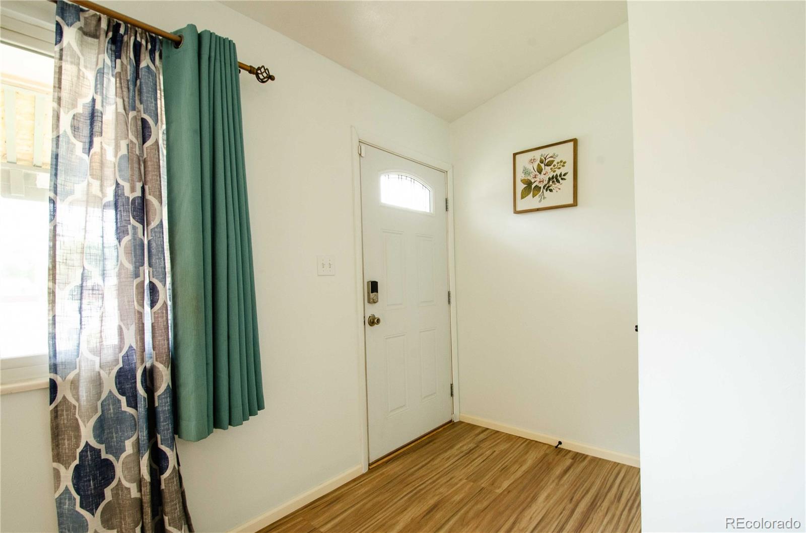 1409 Sanderson Ave, Colorado Springs, CO 80915
