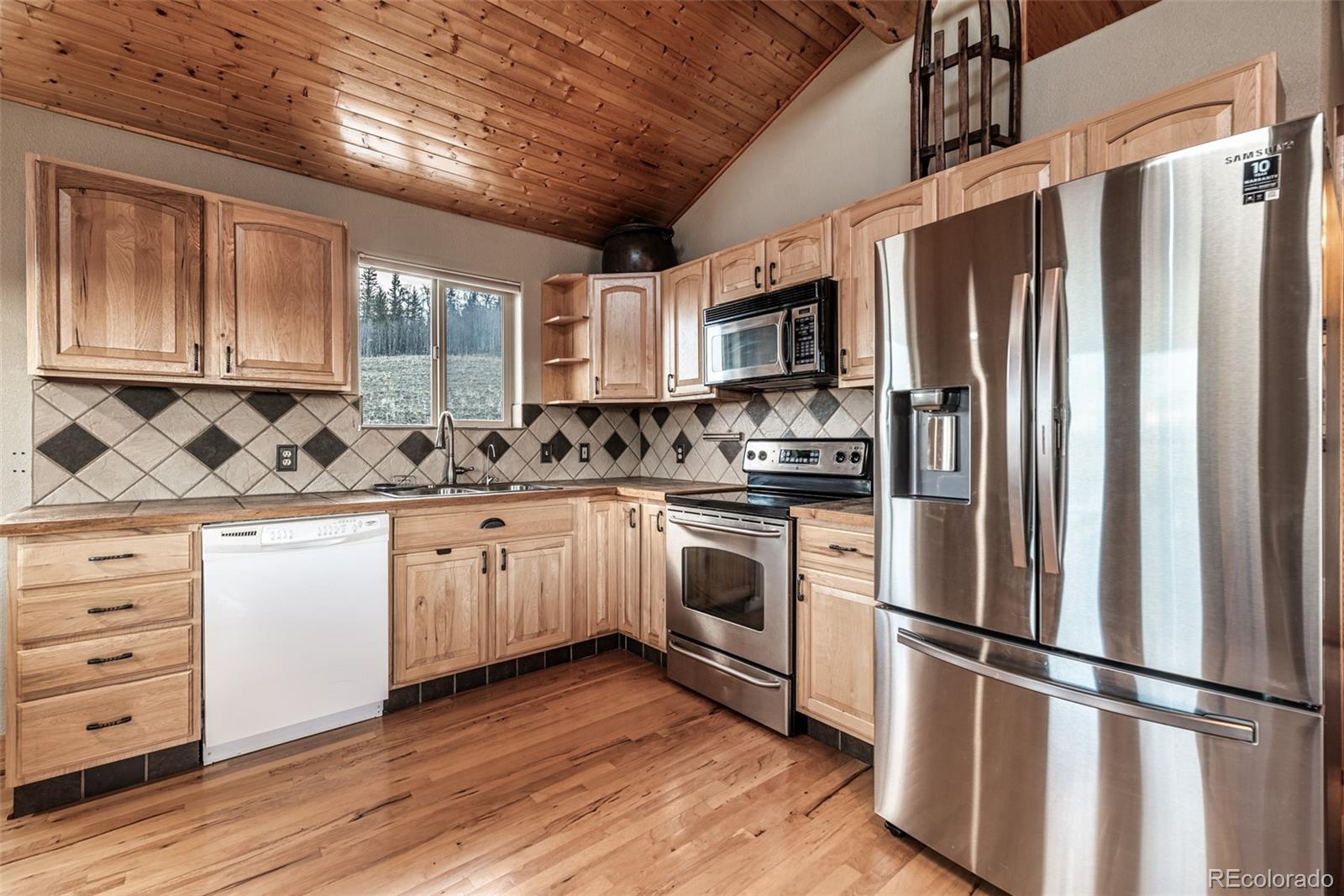 46 Wampum Ln, Como, CO 80432