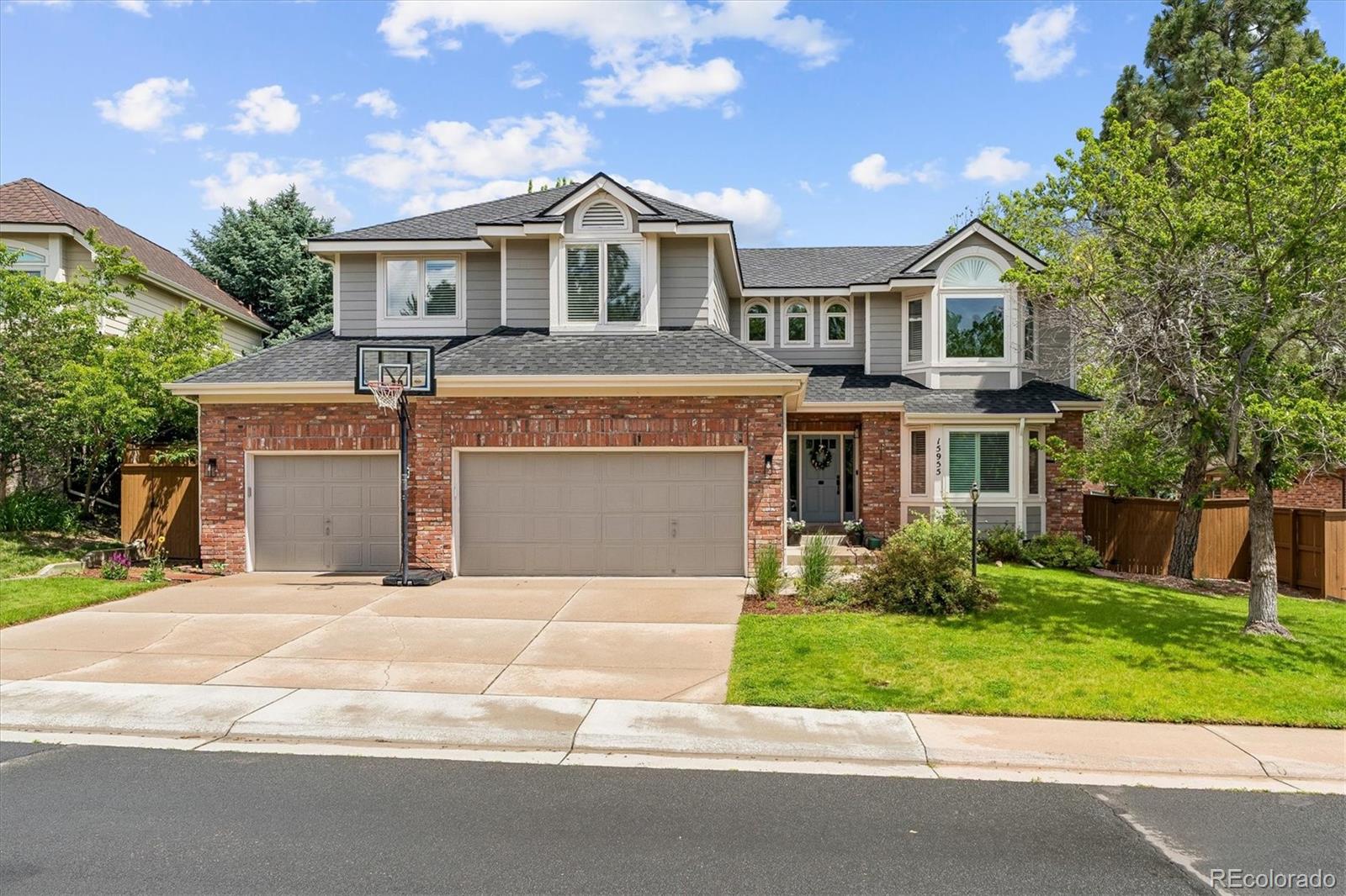15955 E Crestridge Cir, Centennial, CO 80015