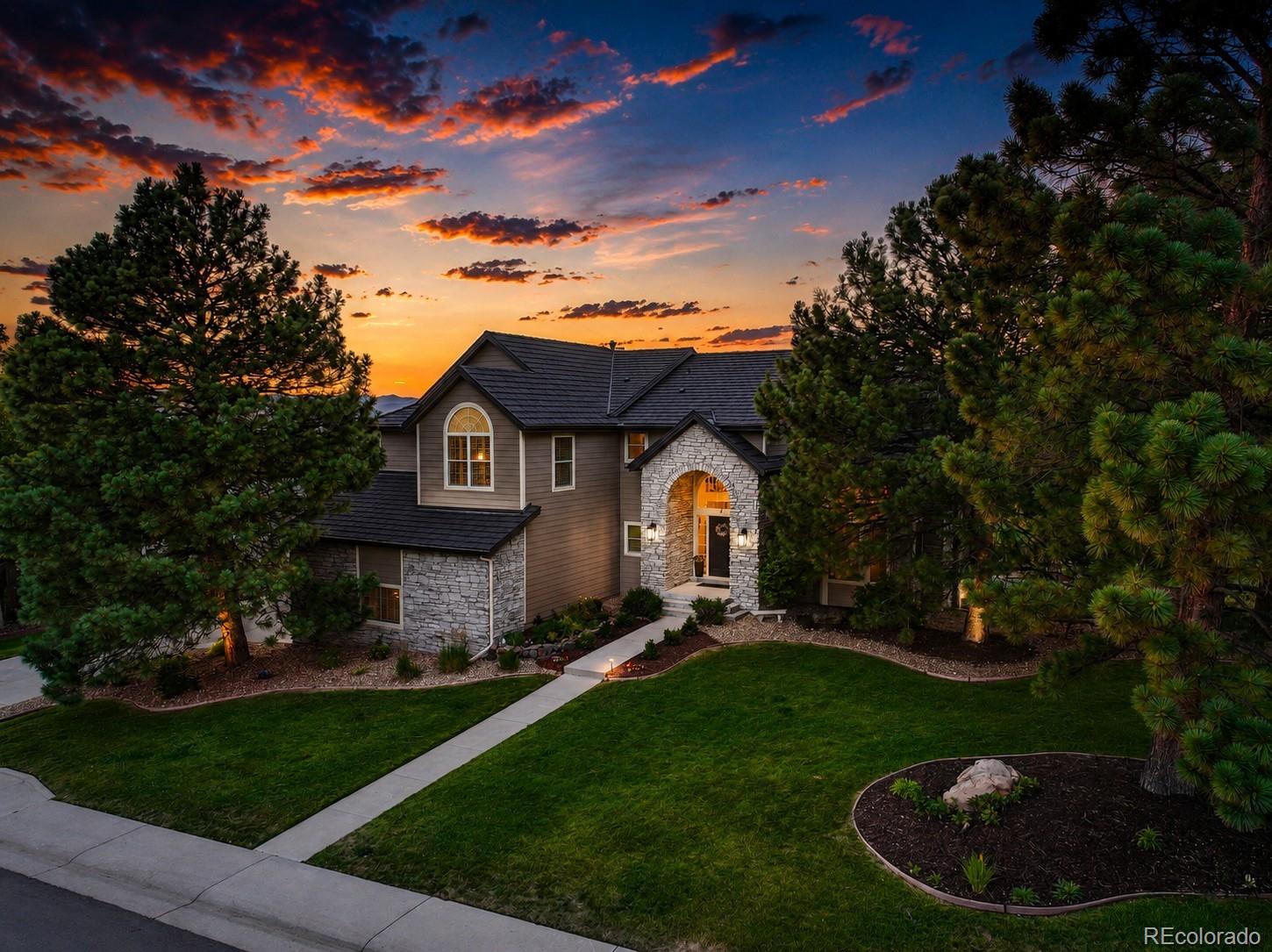 4 Red Tail Dr, Highlands Ranch, CO 80126