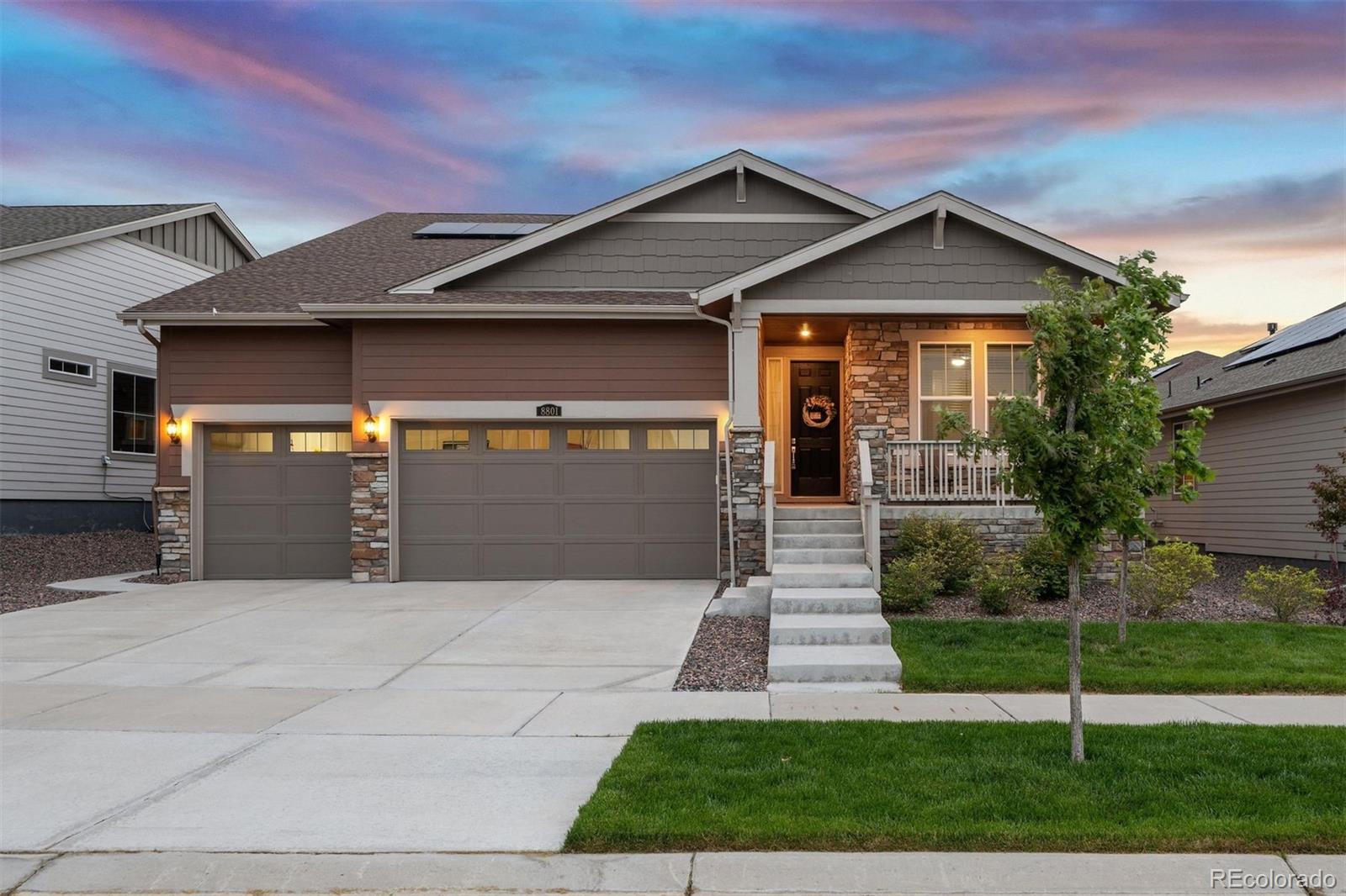 8801 S Ukraine Ct, Aurora, CO 80016