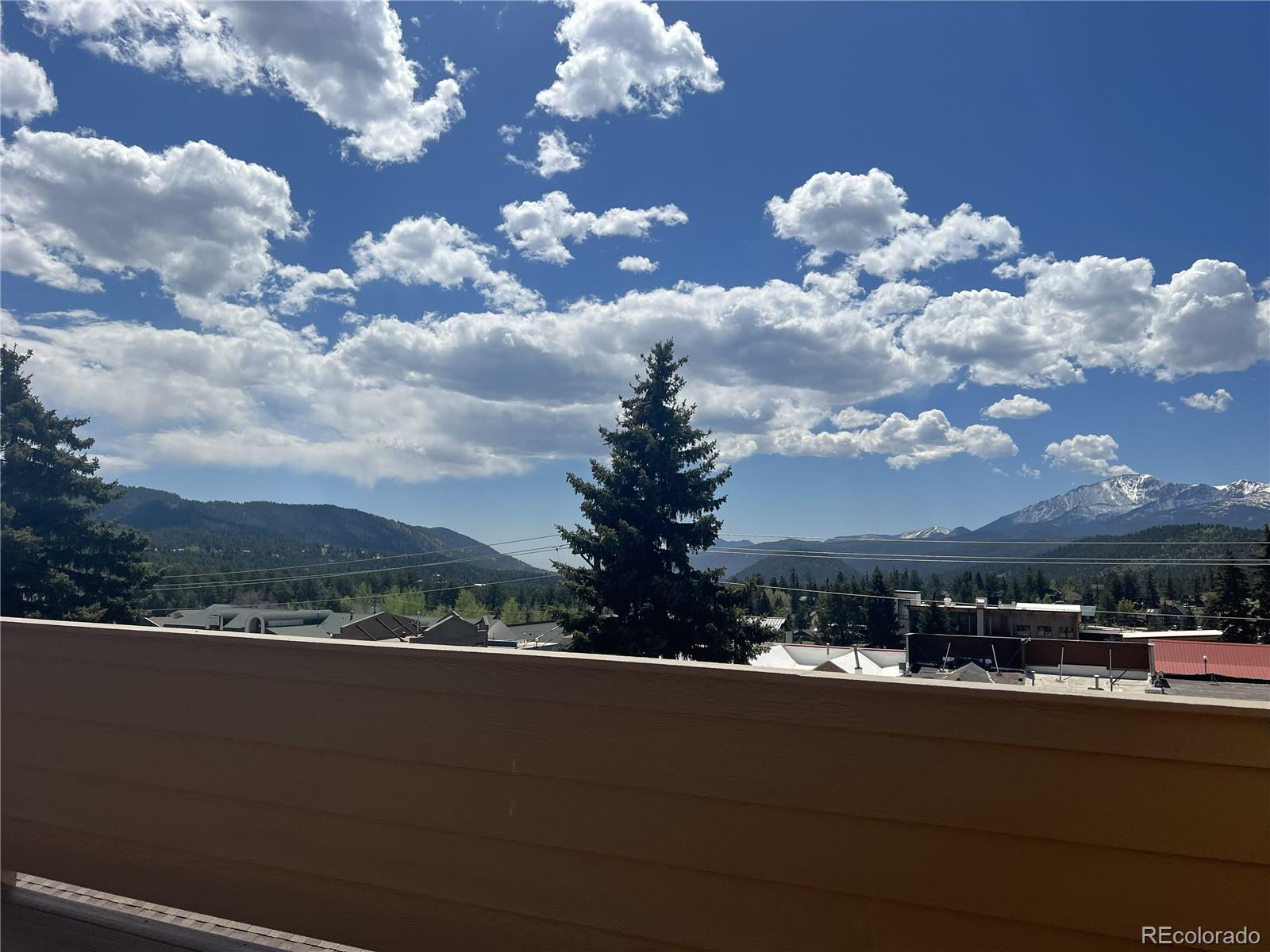 201 W Henrietta Ave, Woodland Park, CO 80863
