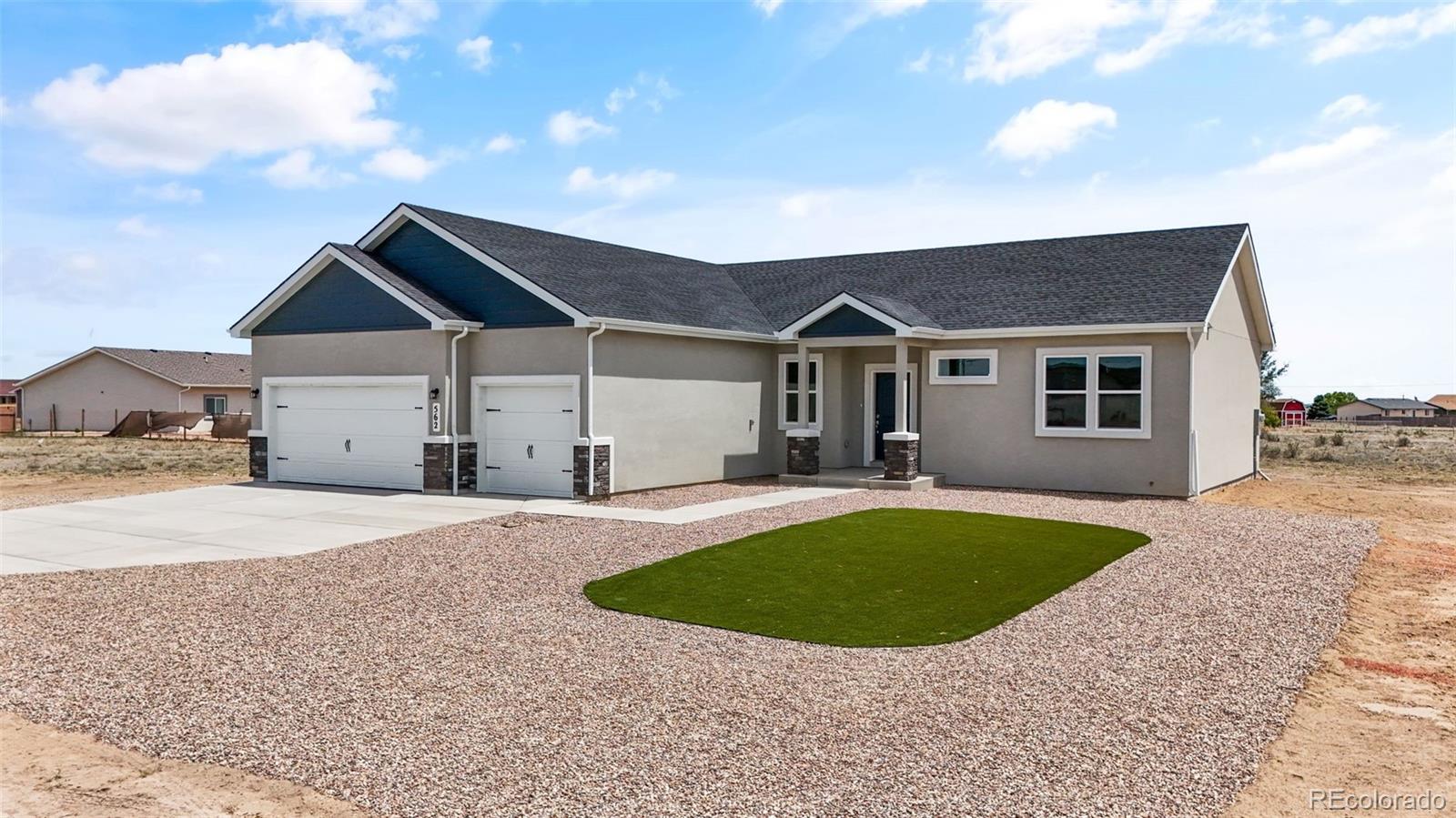 562 N Bayview Dr, Pueblo West, CO 81007
