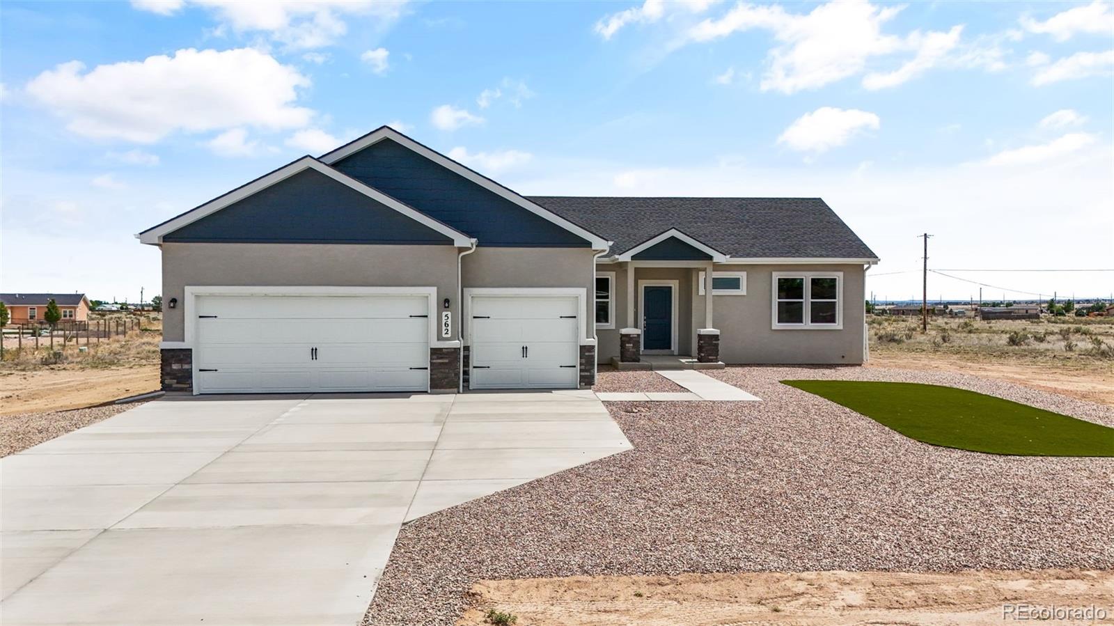 562 N Bayview Dr, Pueblo West, CO 81007