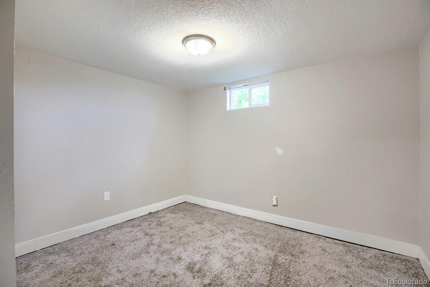 8356 Mitze Dr, Denver, CO 80221