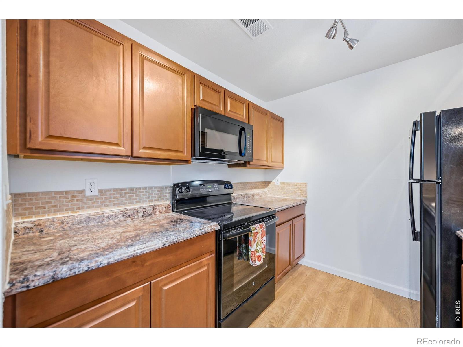 10960 W Florida Ave #101, Lakewood, CO 80232