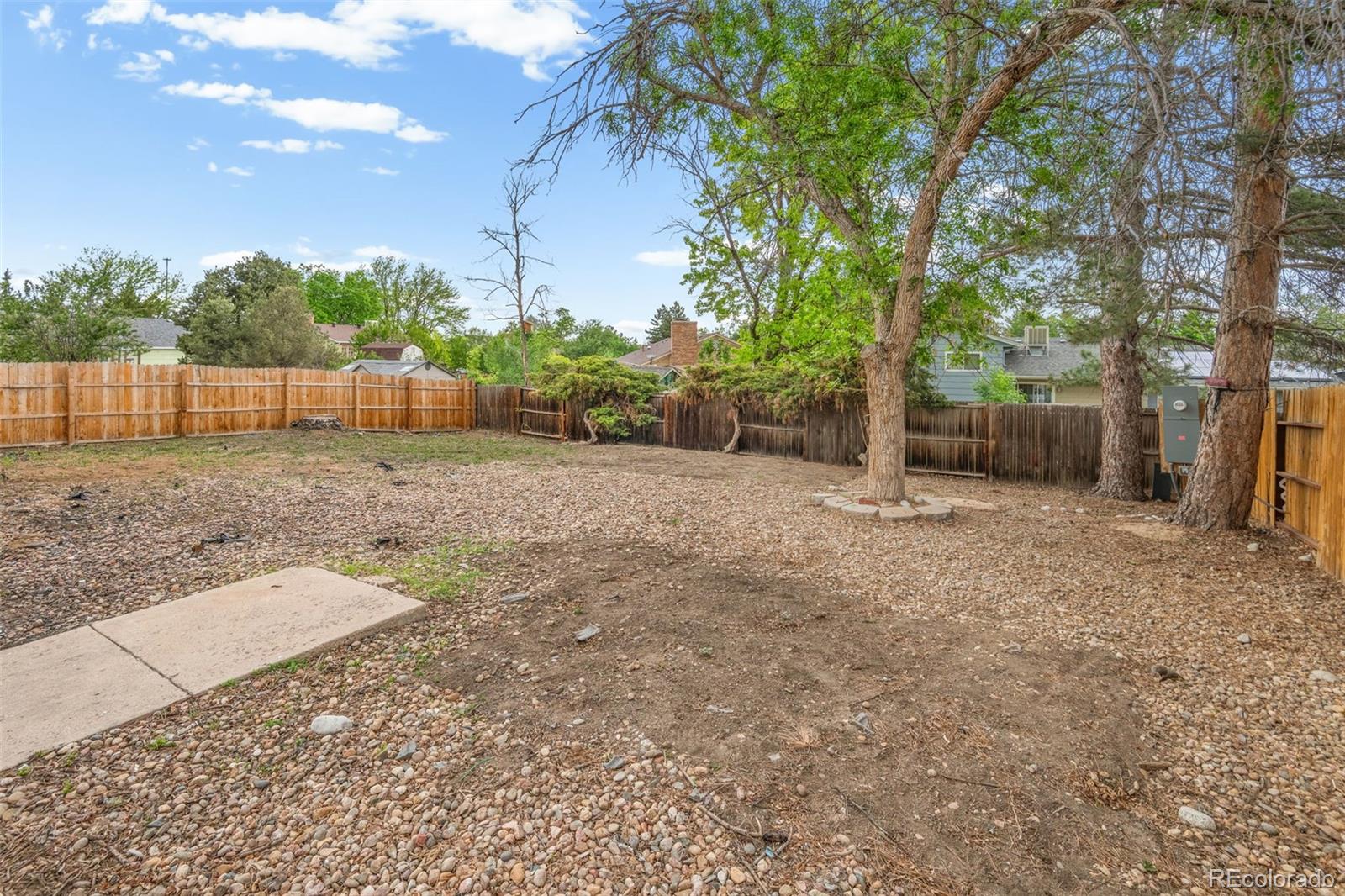 1860 S Truckee Way, Aurora, CO 80017