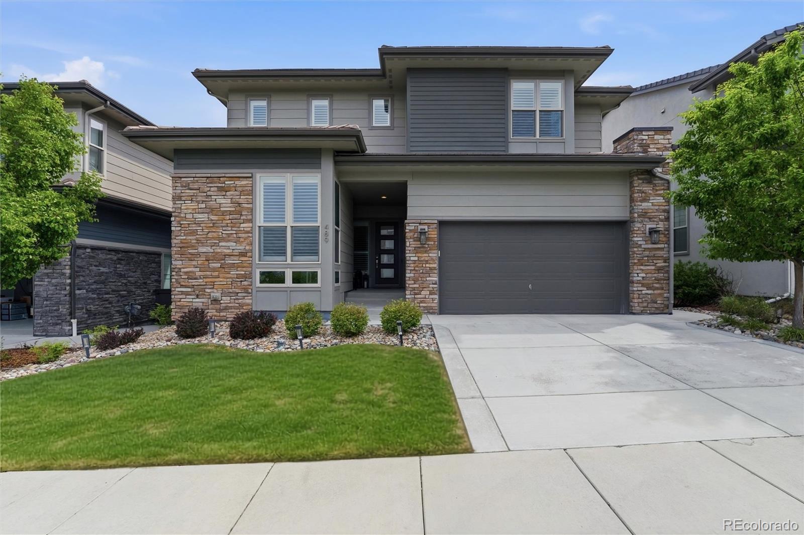 489 Meadowleaf Ln, Highlands Ranch, CO 80126