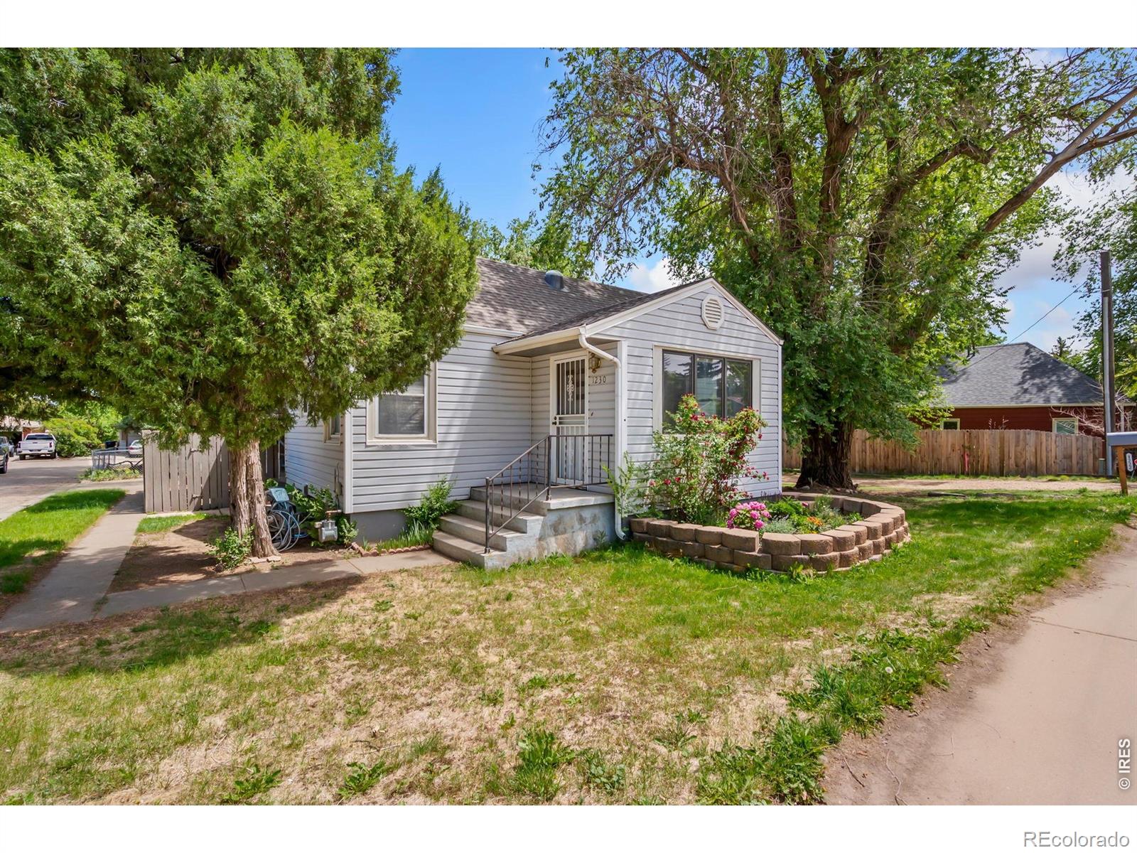 1230 Hover St, Longmont, CO 80501