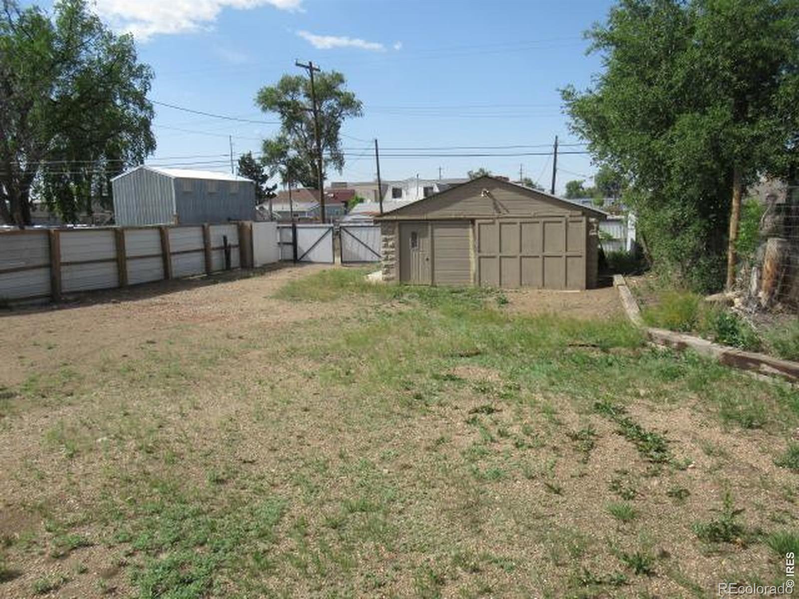 813 4th St, Greeley, CO 80631