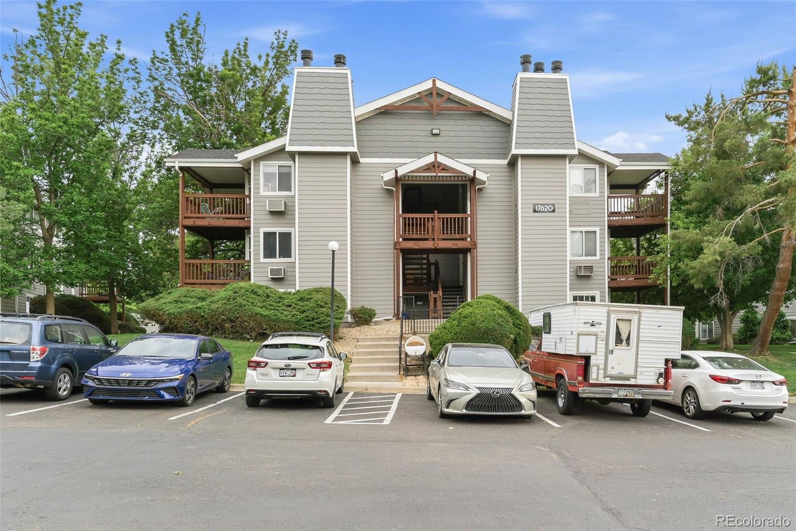 17620 E Loyola Dr #1722R, Aurora, CO 80013