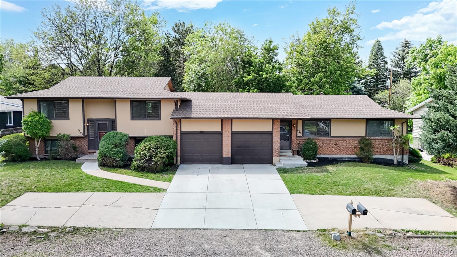 1395 Yank St, Golden, CO 80401