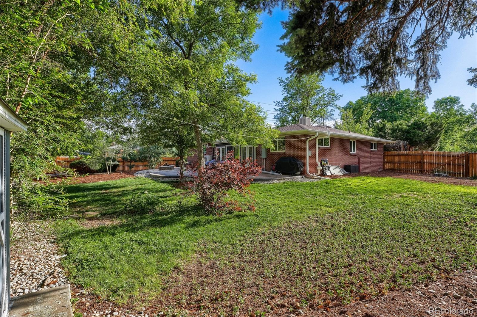 2020 Newcombe Dr, Lakewood, CO 80215