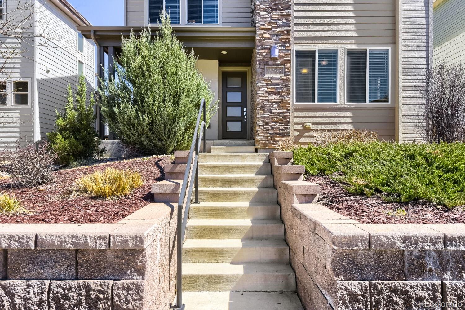 9753 Dunning Cir, Highlands Ranch, CO 80126