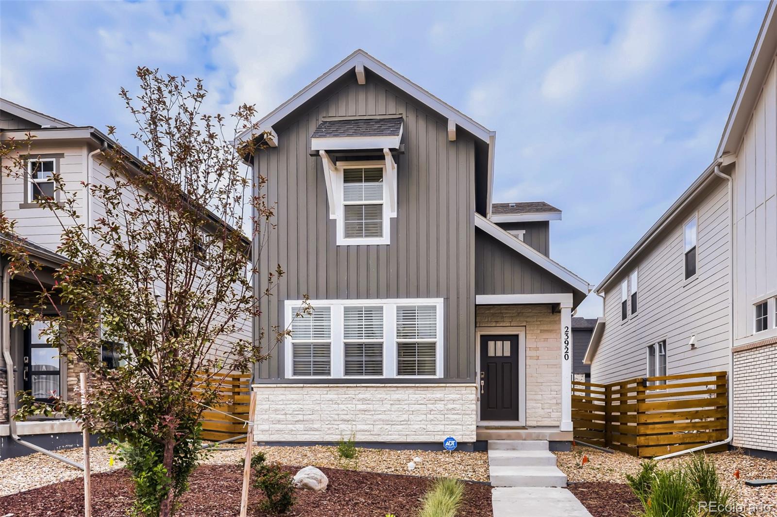 23920 E 34th Ave, Aurora, CO 80019