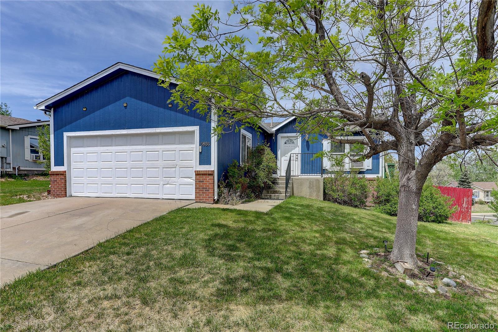 5853 S Quemoy, Centennial, CO 80015