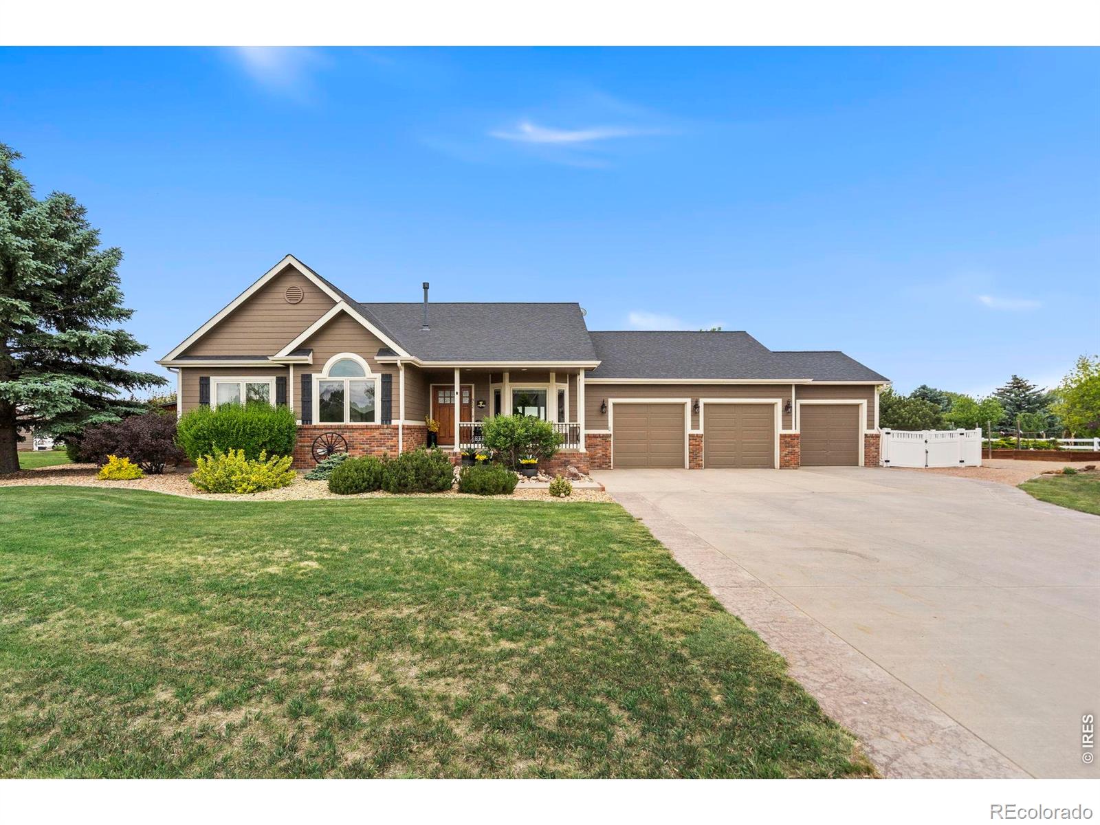 912 Clydesdale Ln, Windsor, CO 80550
