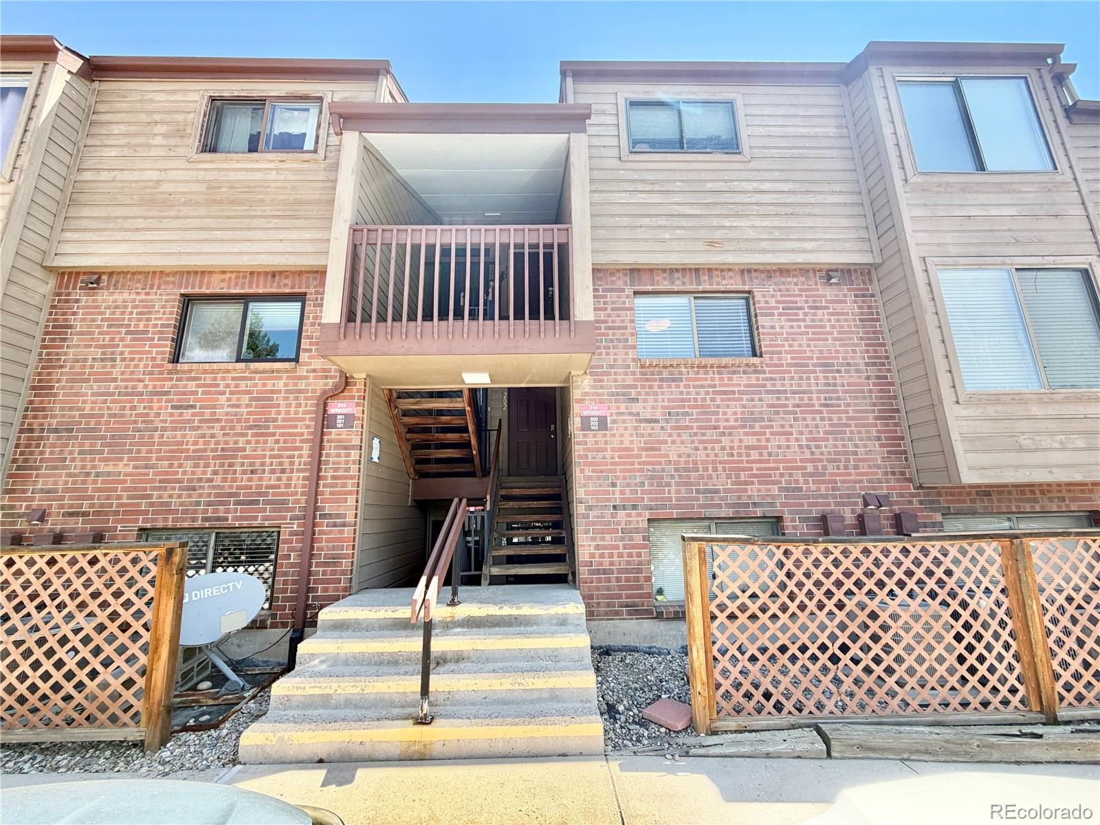 314 Wright St #202, Lakewood, CO 80228