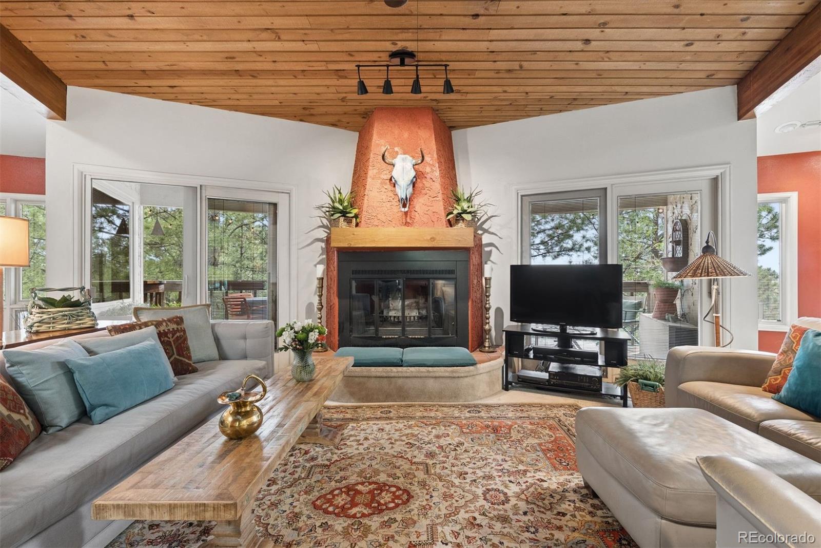 3915 Wakefield Dr, Colorado Springs, CO 80906