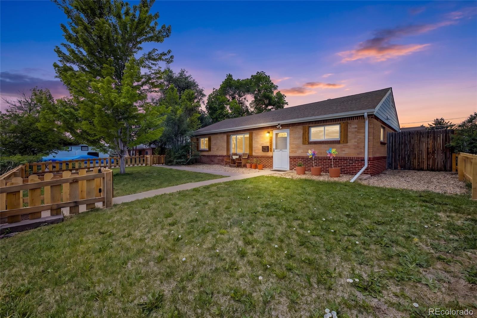 9171 Corona St, Thornton, CO 80229