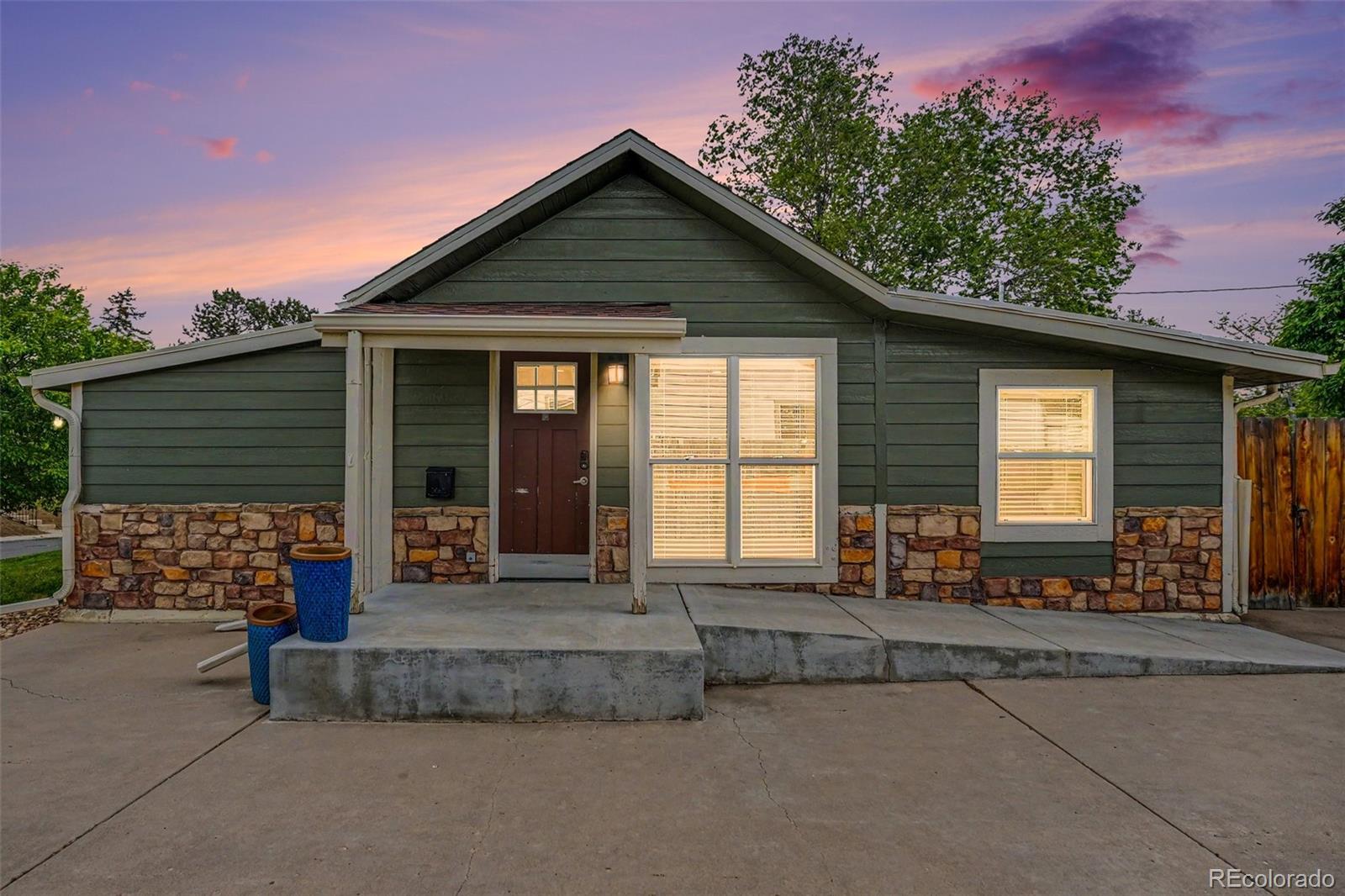 624 Stuart St, Denver, CO 80204