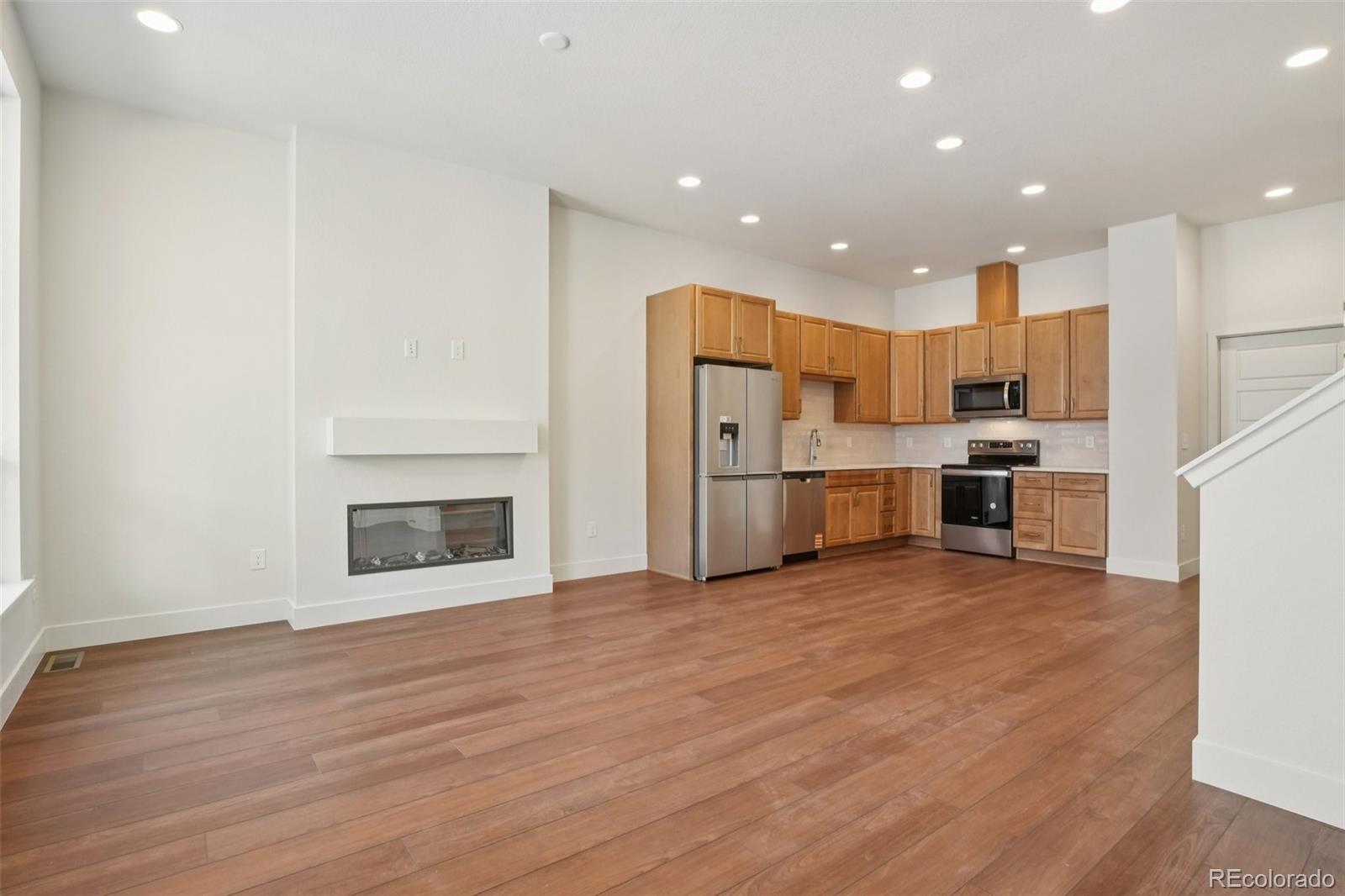3122 W Bonfils Pl, Denver, CO 80236
