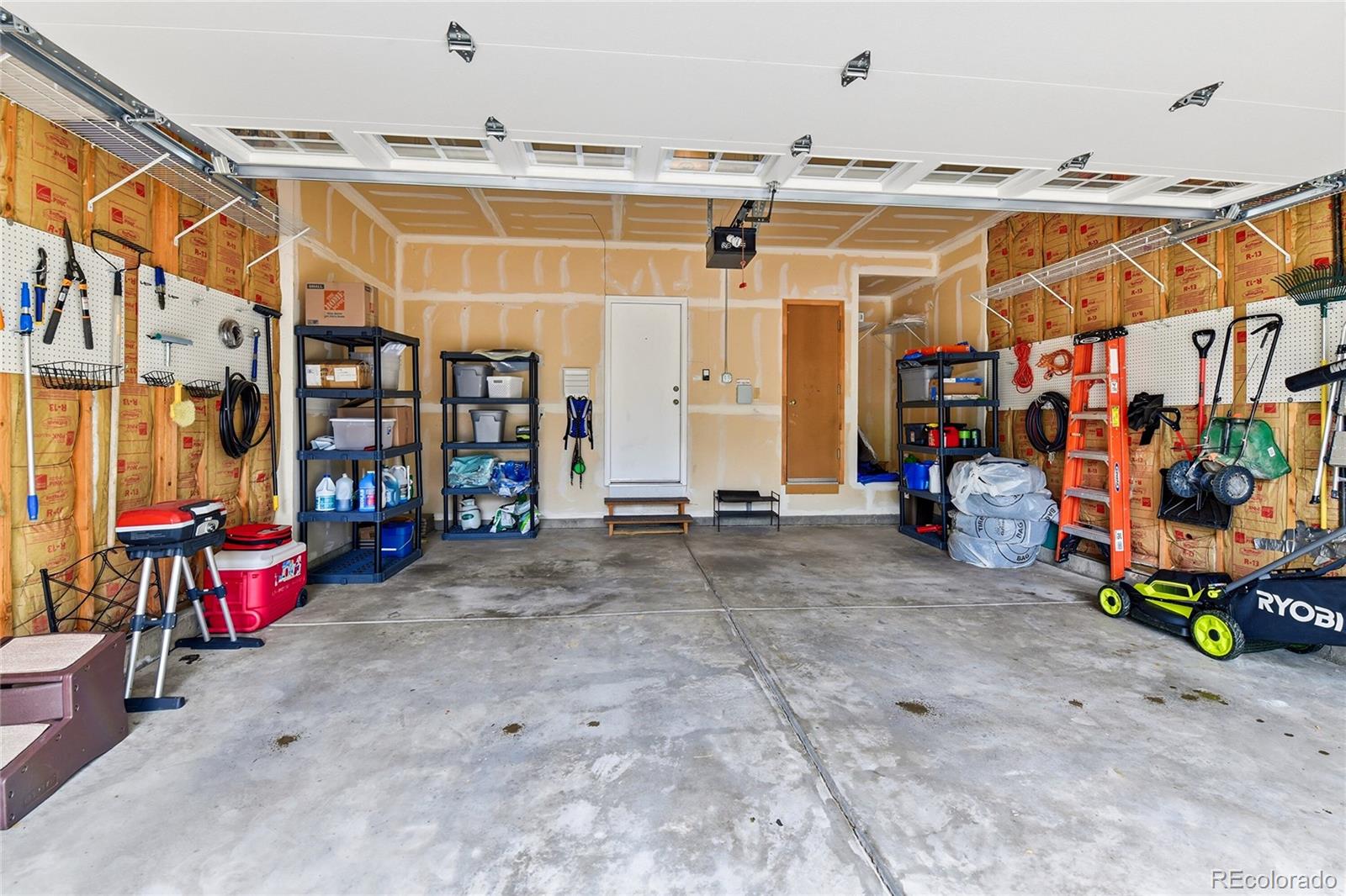 5166 S Shawnee Way, Aurora, CO 80015