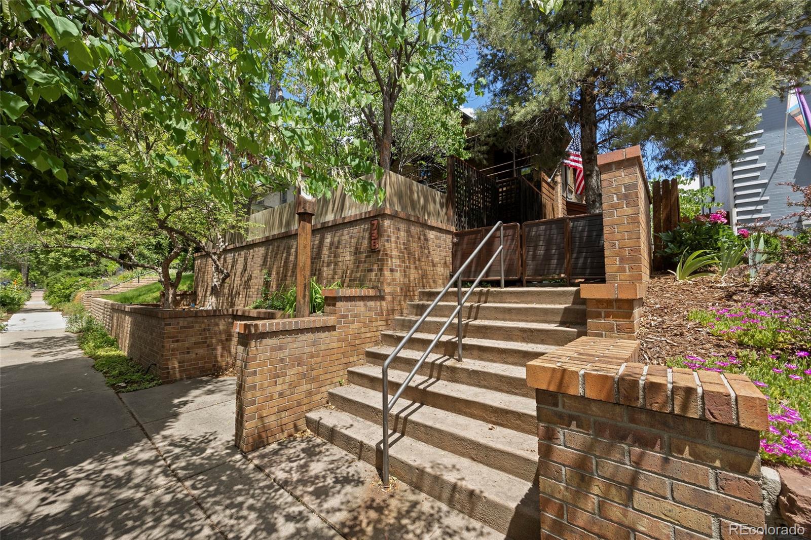 738 N Corona St #B, Denver, CO 80218