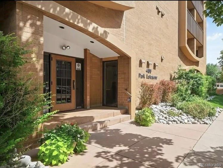 400 S Lafayette St S #1201, Denver, CO 80209