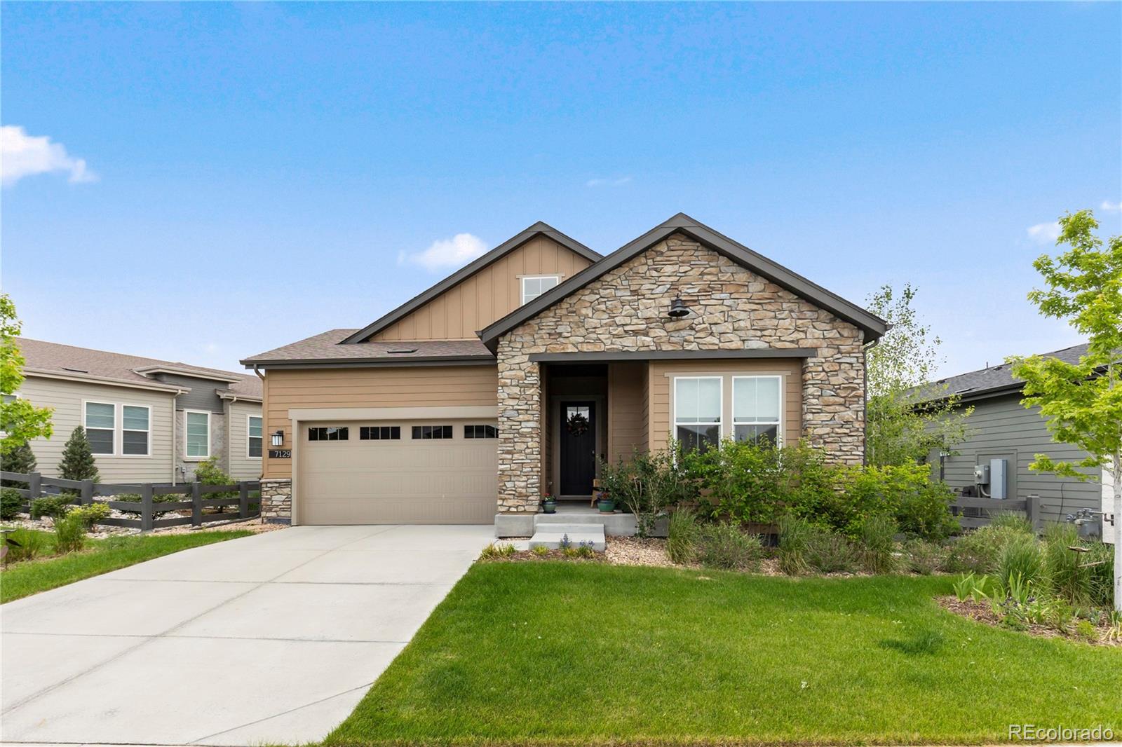 7129 Canyonpoint Rd, Castle Pines, CO 80108