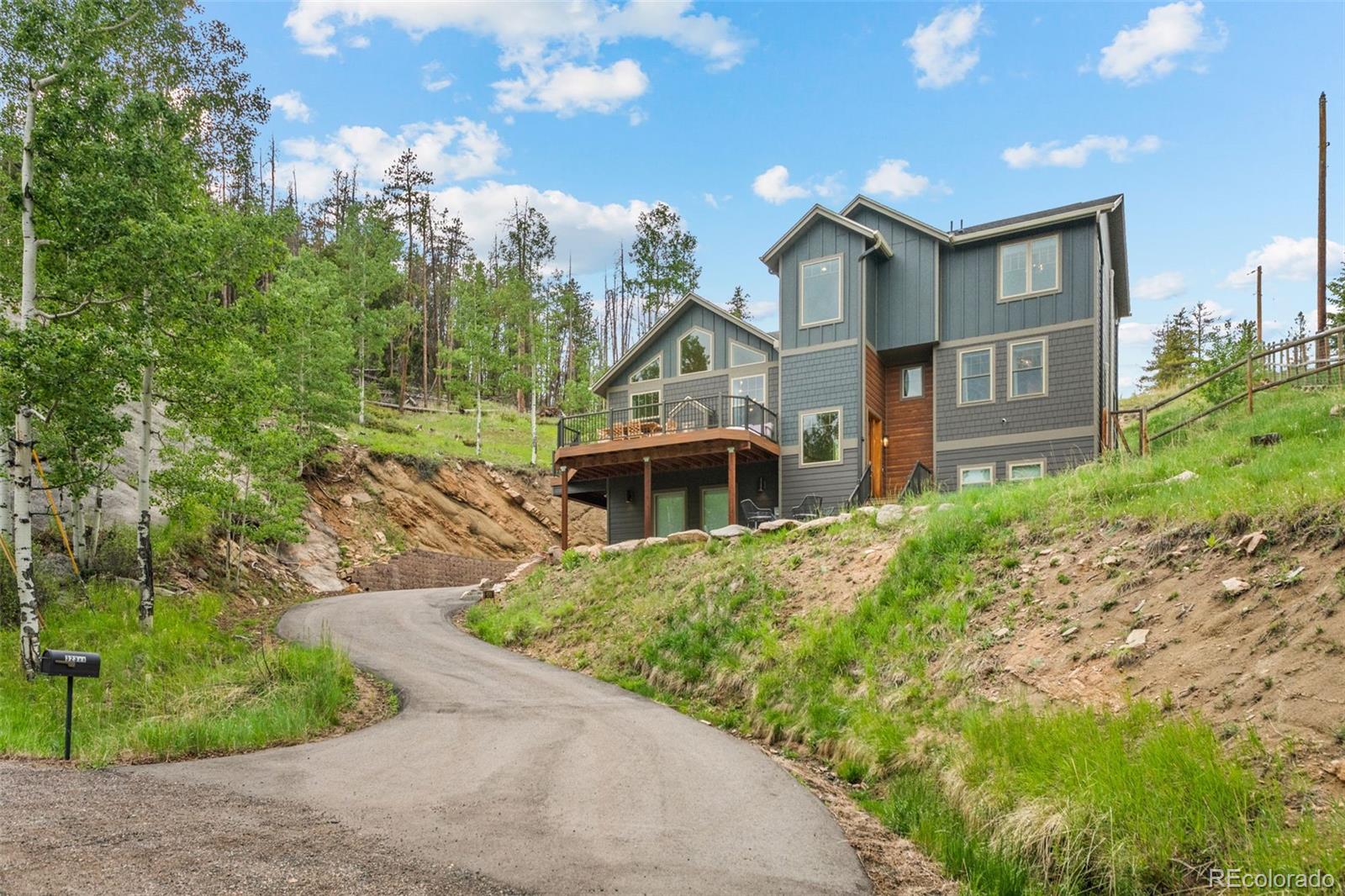 32311 Lodgepole Dr, Evergreen, CO 80439
