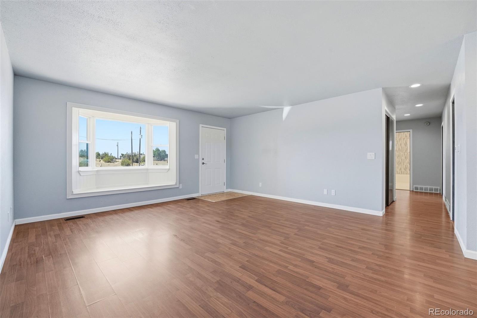 1747 16th St, Penrose, CO 81240