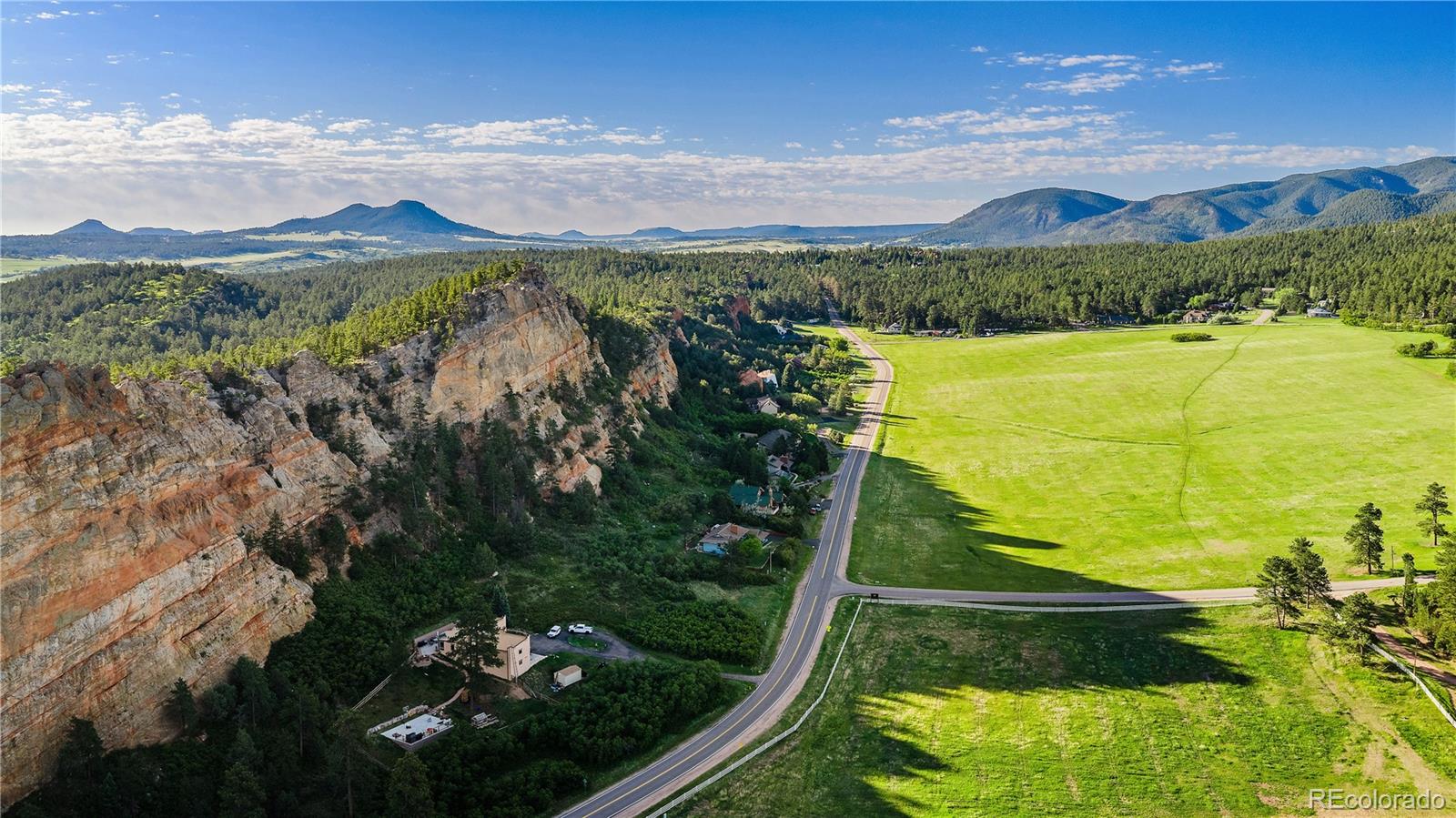 8125 Bannock Dr, Larkspur, CO 80118