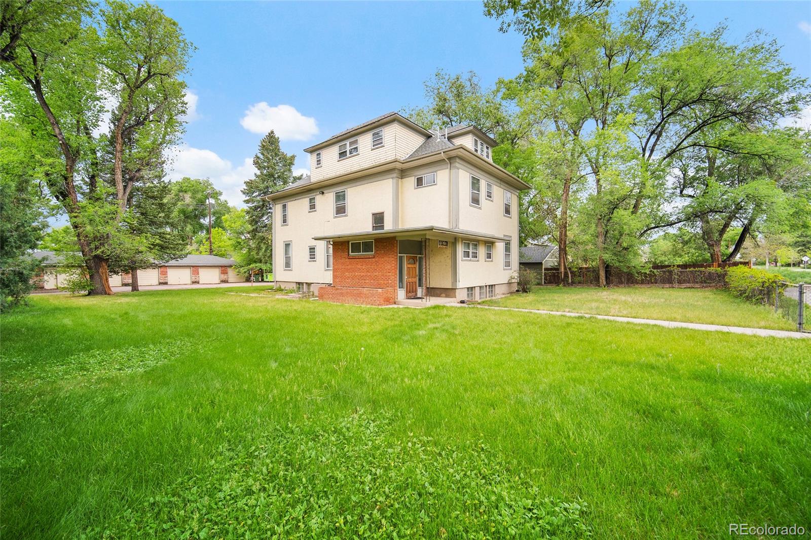 1518 N Wahsatch Ave, Colorado Springs, CO 80907
