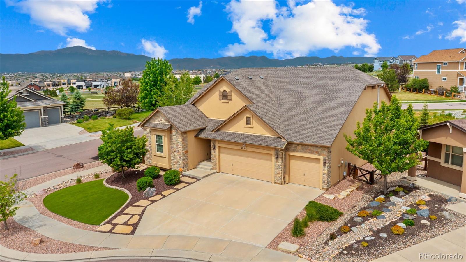 6591 Myrtle Creek Dr, Colorado Springs, CO 80927